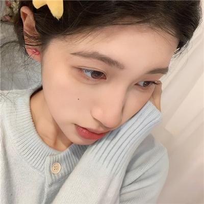 黑影窥窗